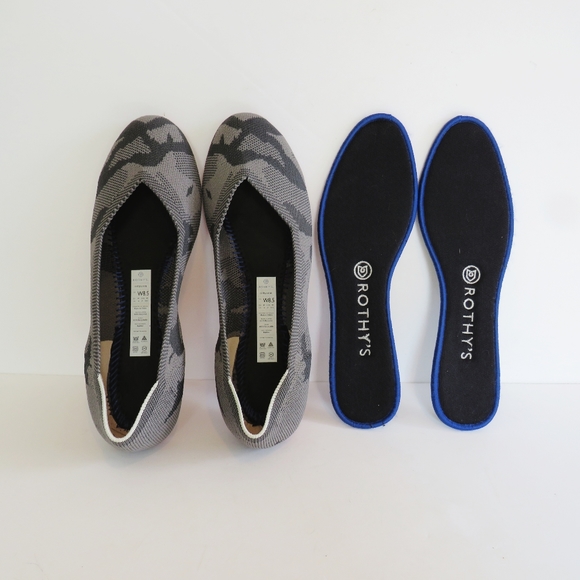 Rothy's Retired Gray Camo Round Toe Ballet Flats - Picture 4 of 12